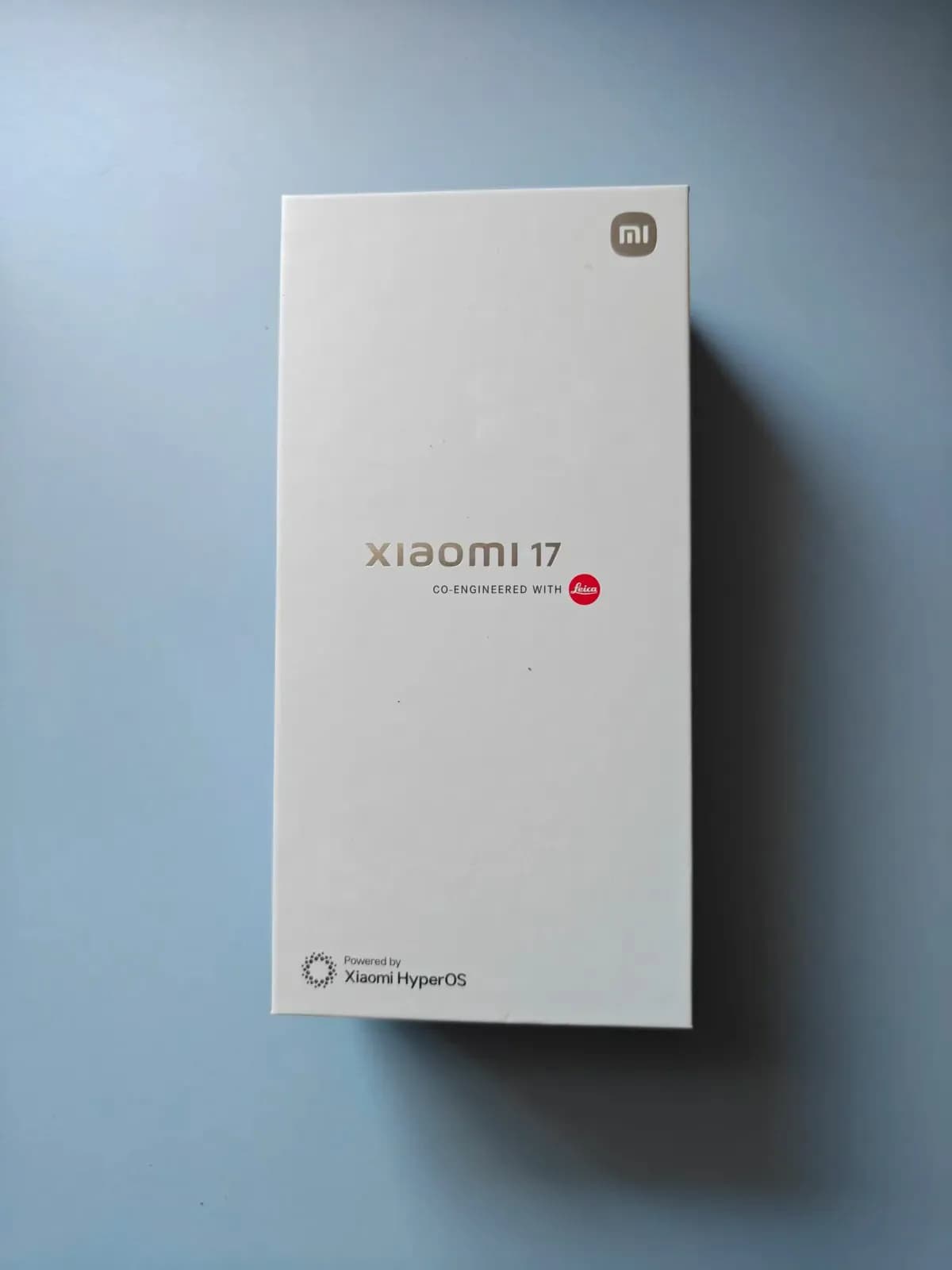 Xiaomi 17 256gb 12gb black Novo gar – slika 1