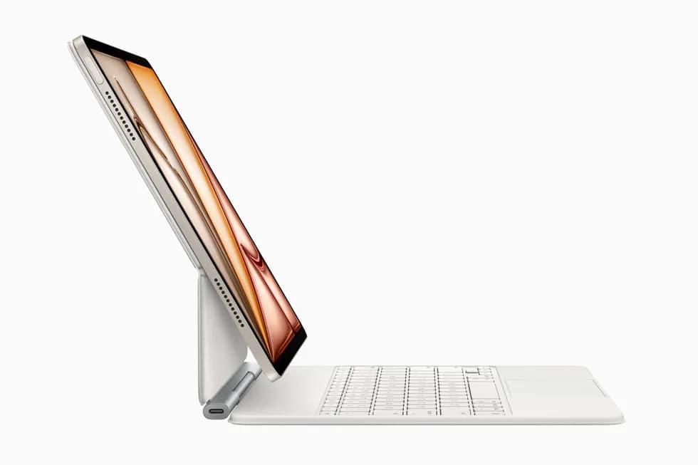 Apple iPad Air 13 inča sa Magic Keyboard tastaturom
