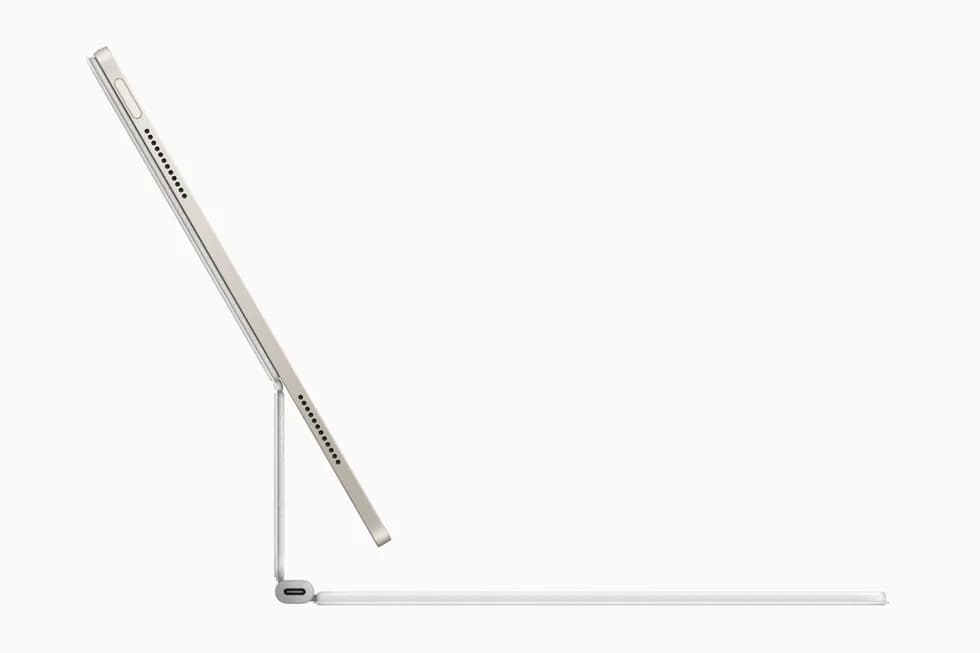Apple iPad Air sa tastaturom, bočni pogled